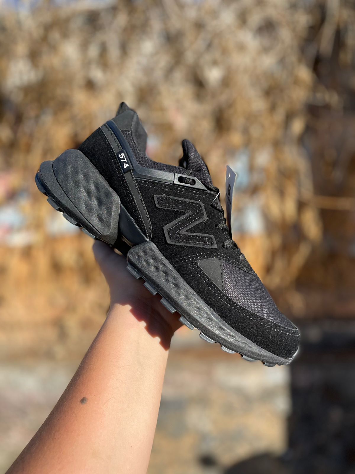 Tênis 574 Unissex New Balance Preto