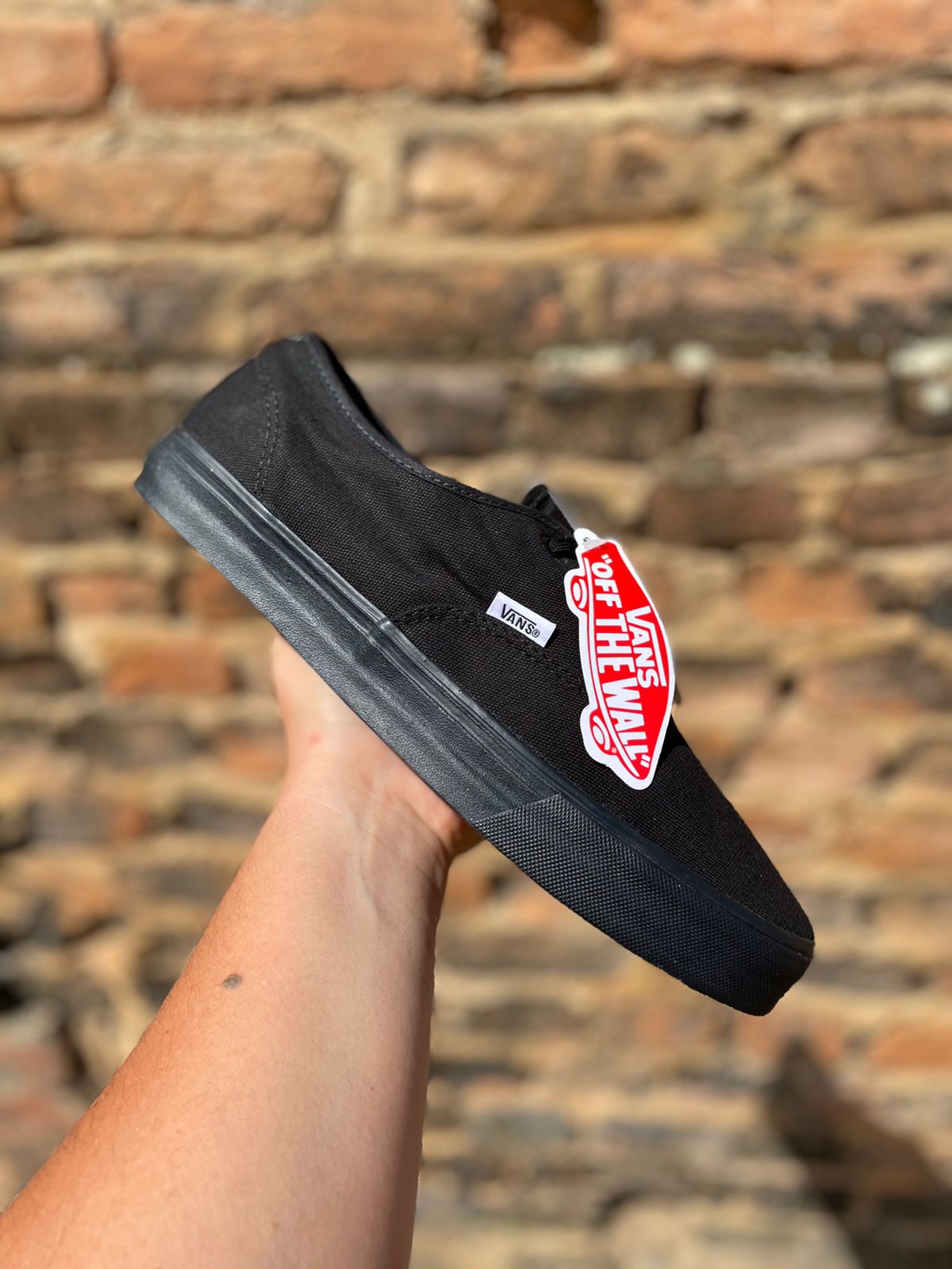 Tênis Authentic Unissex Vans Preto/Preto